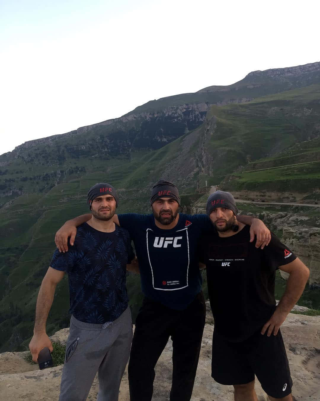 Shamil Abdurakhimov With Friends On Mountain
