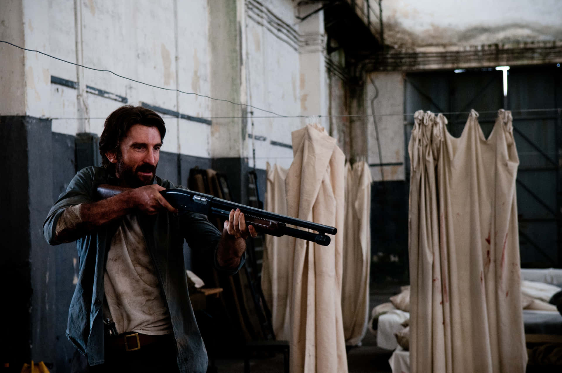 Sharlto Copley [wallpaper] Background