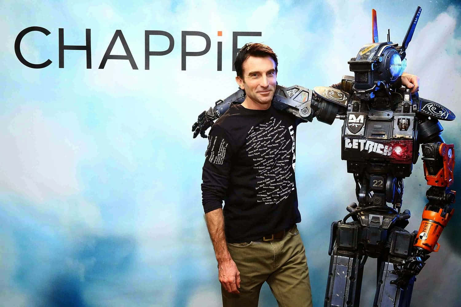 Sharlto Copley [wallpaper] Background