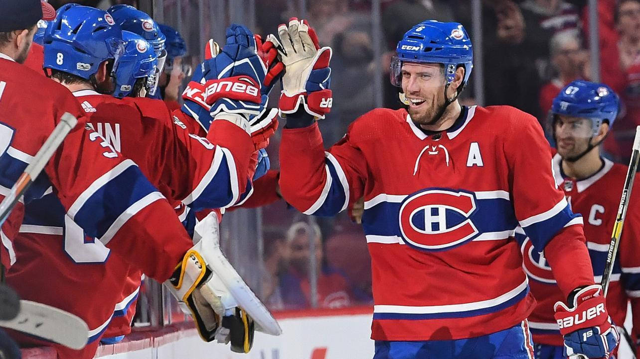 Shea Weber High Fiving The Bench Background