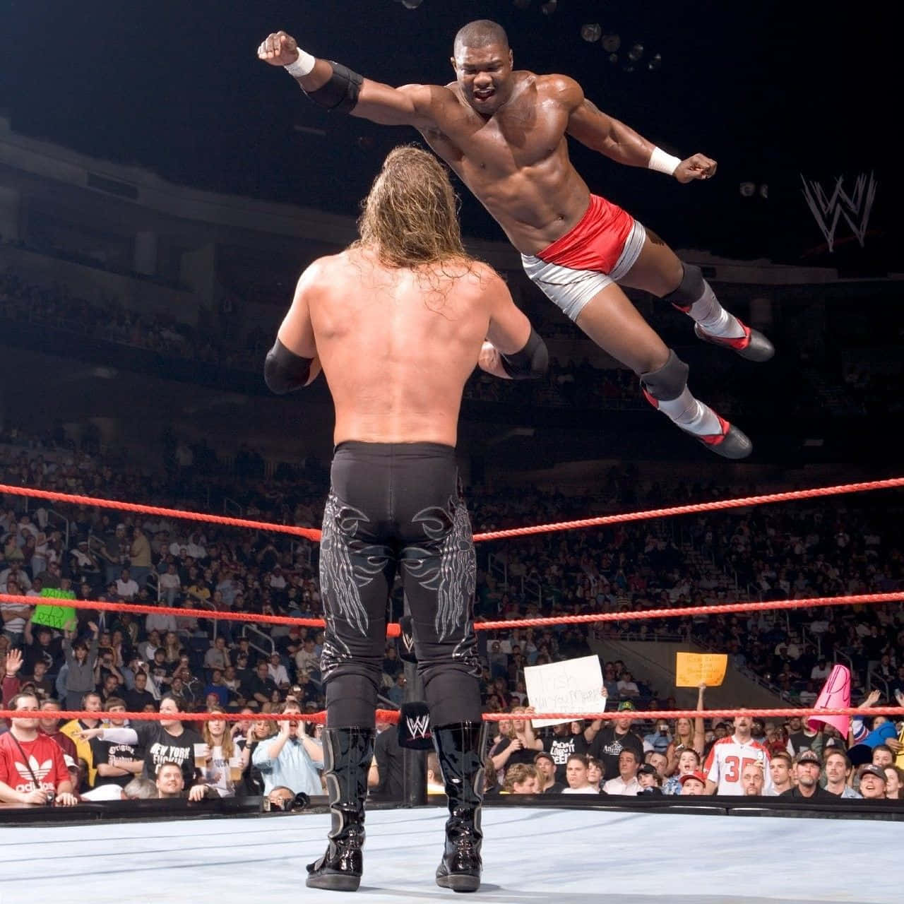 Shelton Benjamin Wwe Edge Chokeslam Background