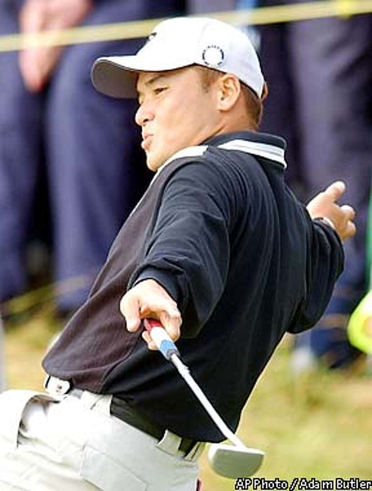 Shigeki Maruyama Demonstrating Perfect Swing Technique