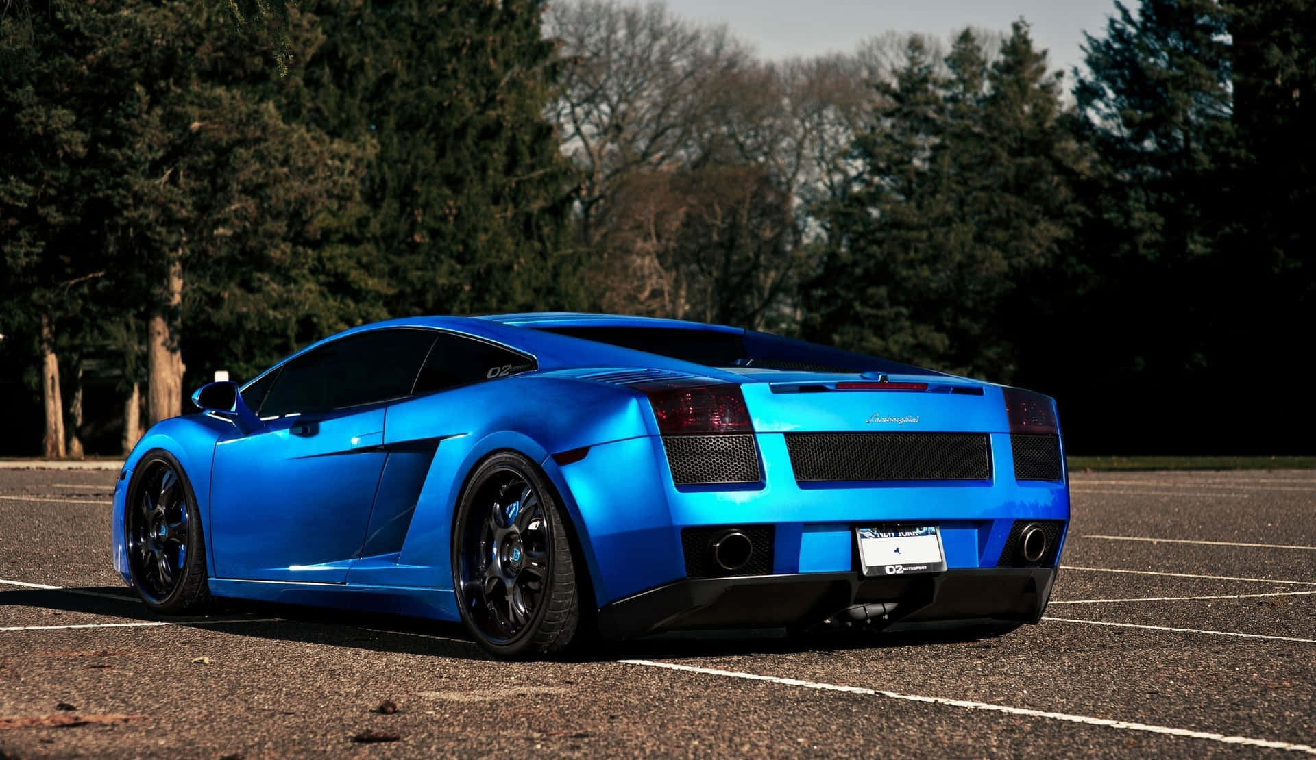 Shiny Blue Lamborghini Aventador Car Background
