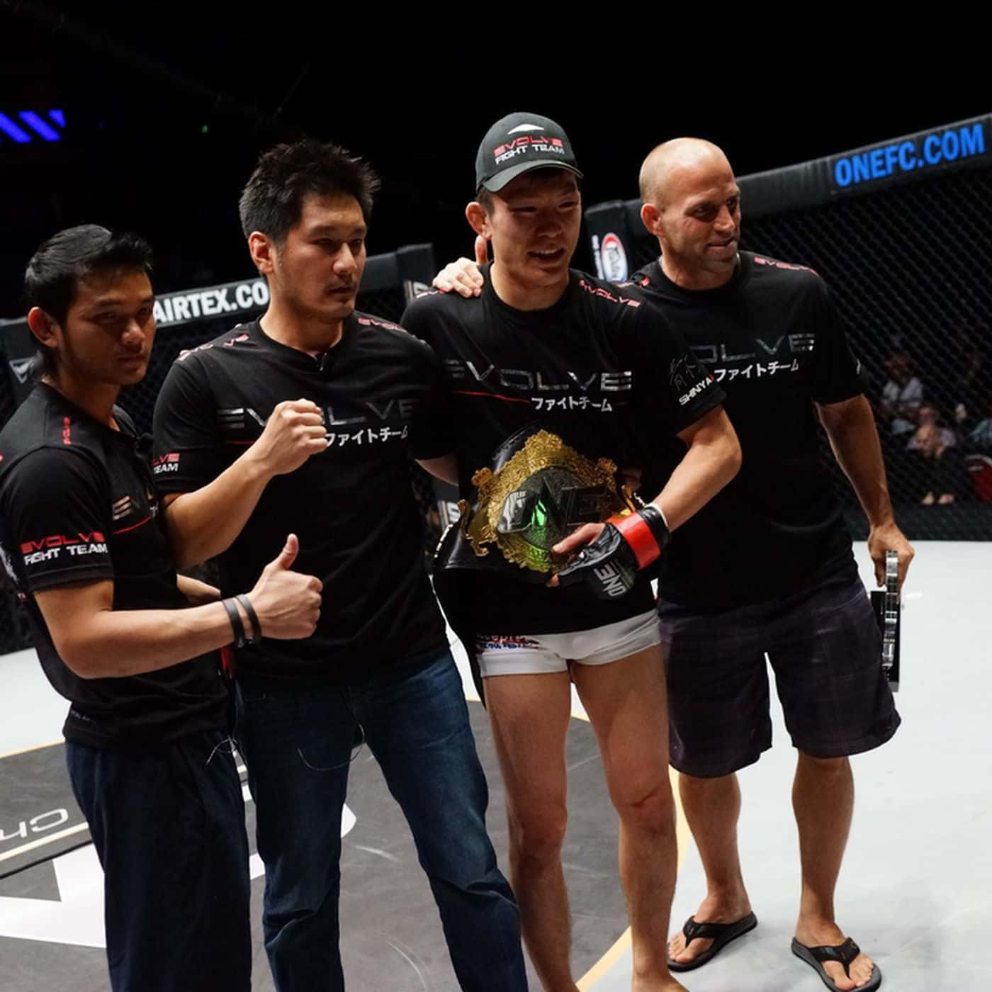 Shinya Aoki Evolve Mma Fight Team Background