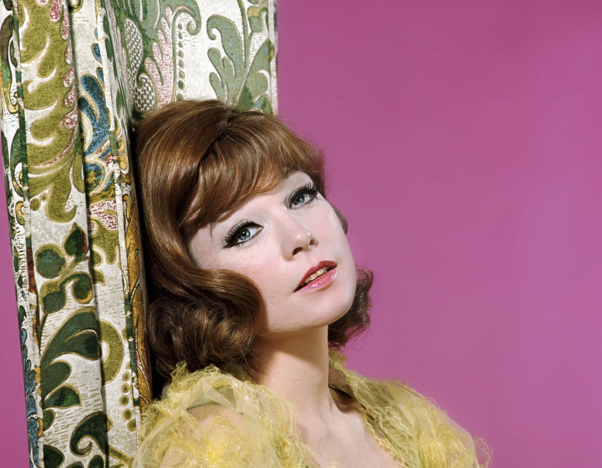 Shirley Maclaine Retro Photo