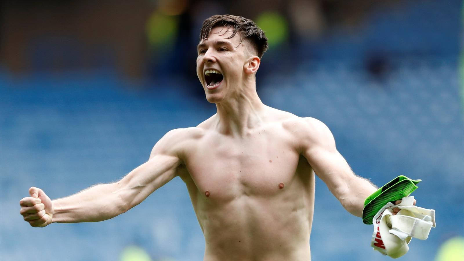 Shirtless Kieran Tierney