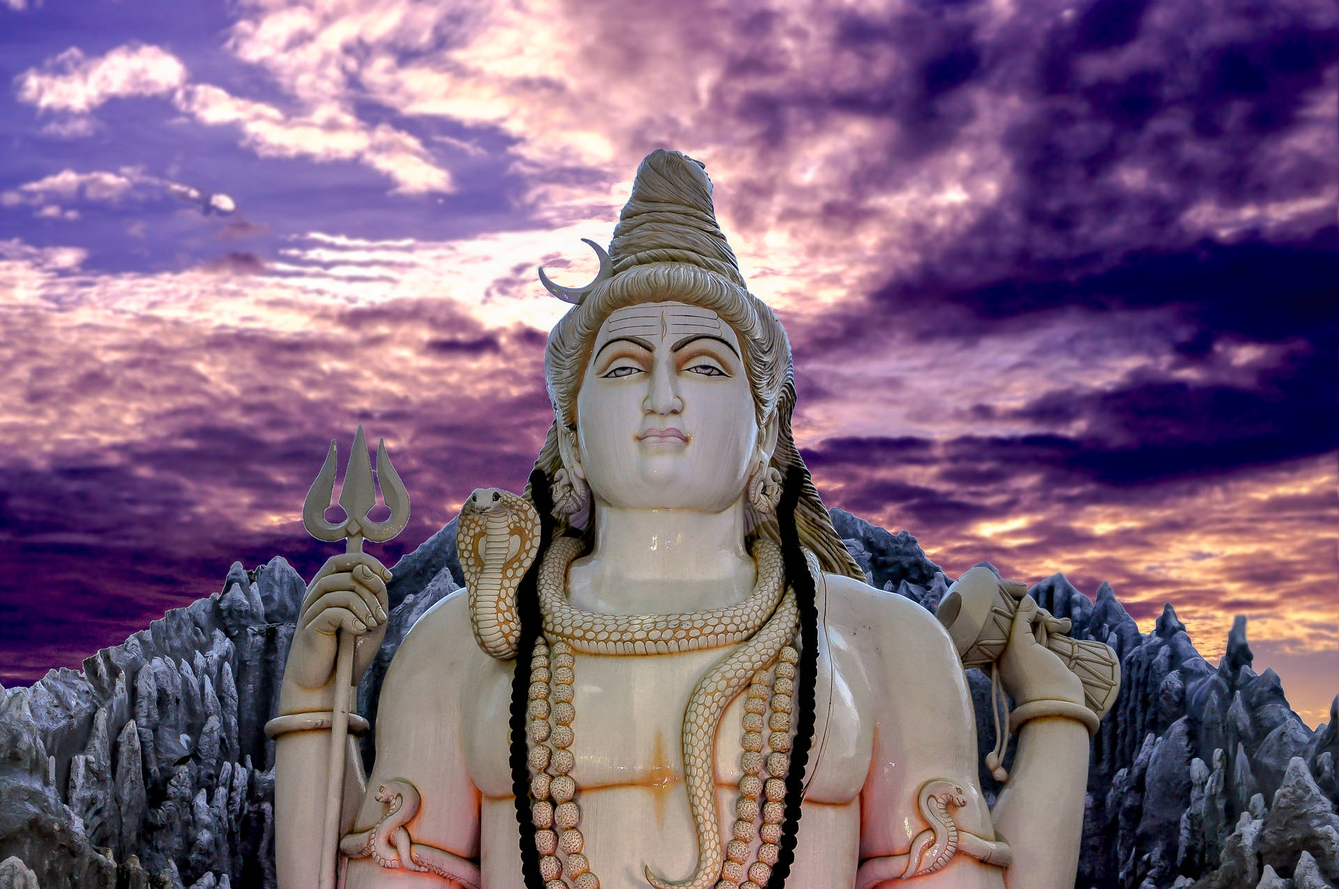 Shivoham Shiva Temple India Background