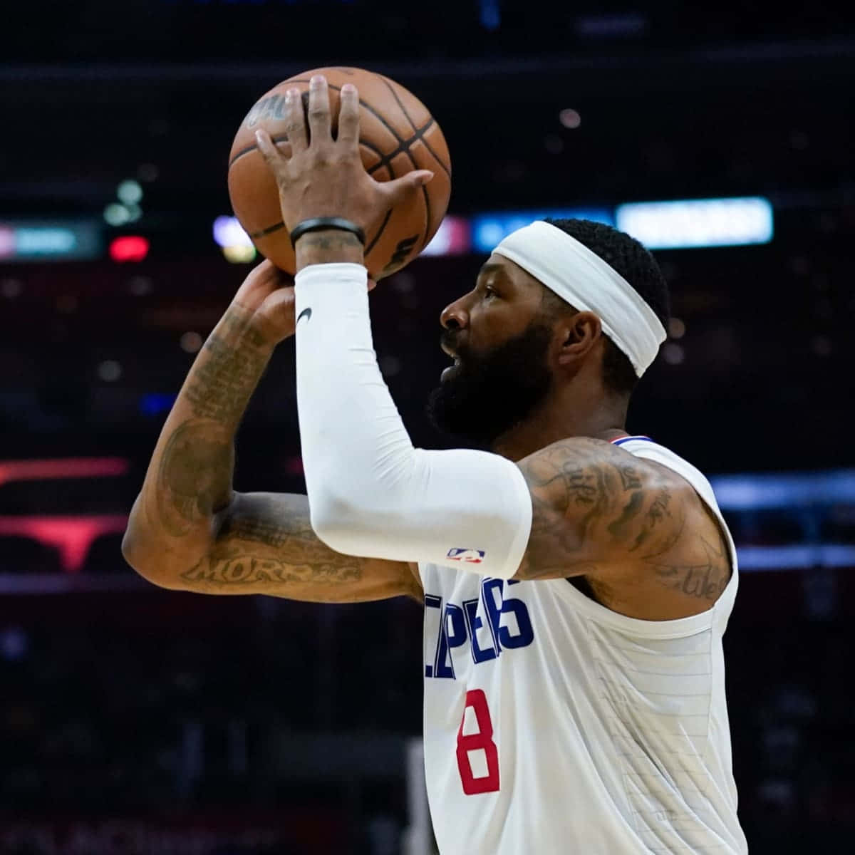 Shooting Los Angeles Clippers Marcus Morris Background