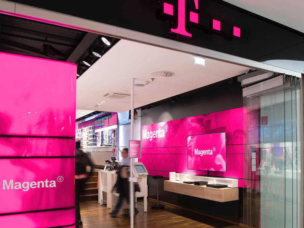 Shop With Magenta Decoration