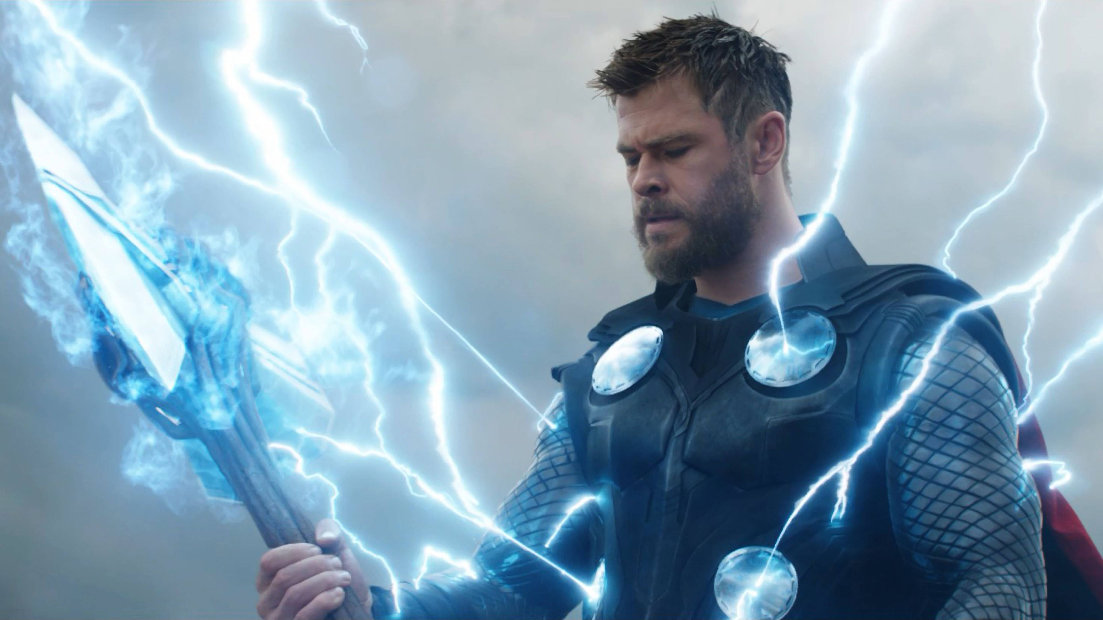 Short Haired Marvel Thor Stormbreaker Background