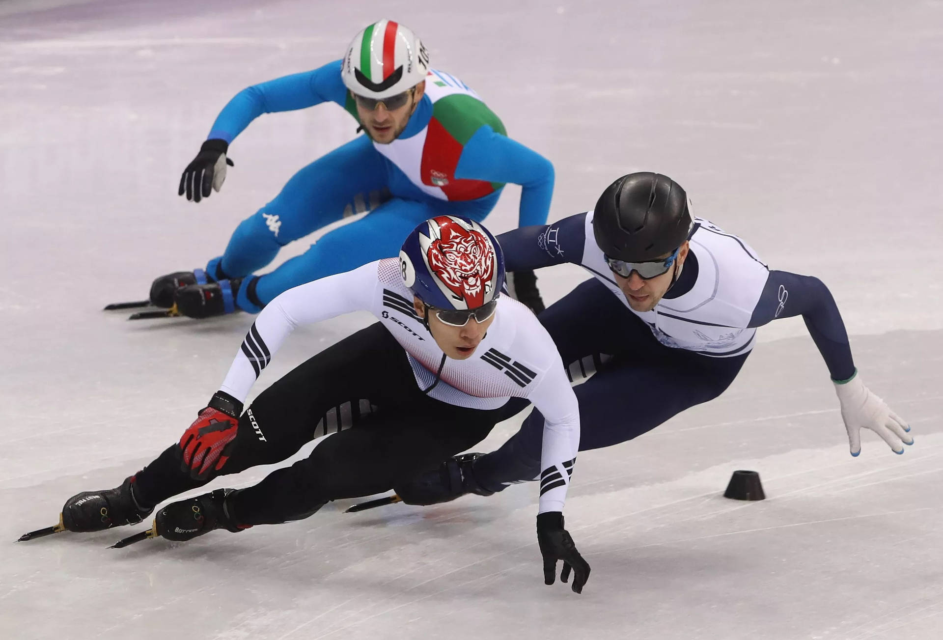 Short Track Final - High-speed Skating Thrill Background