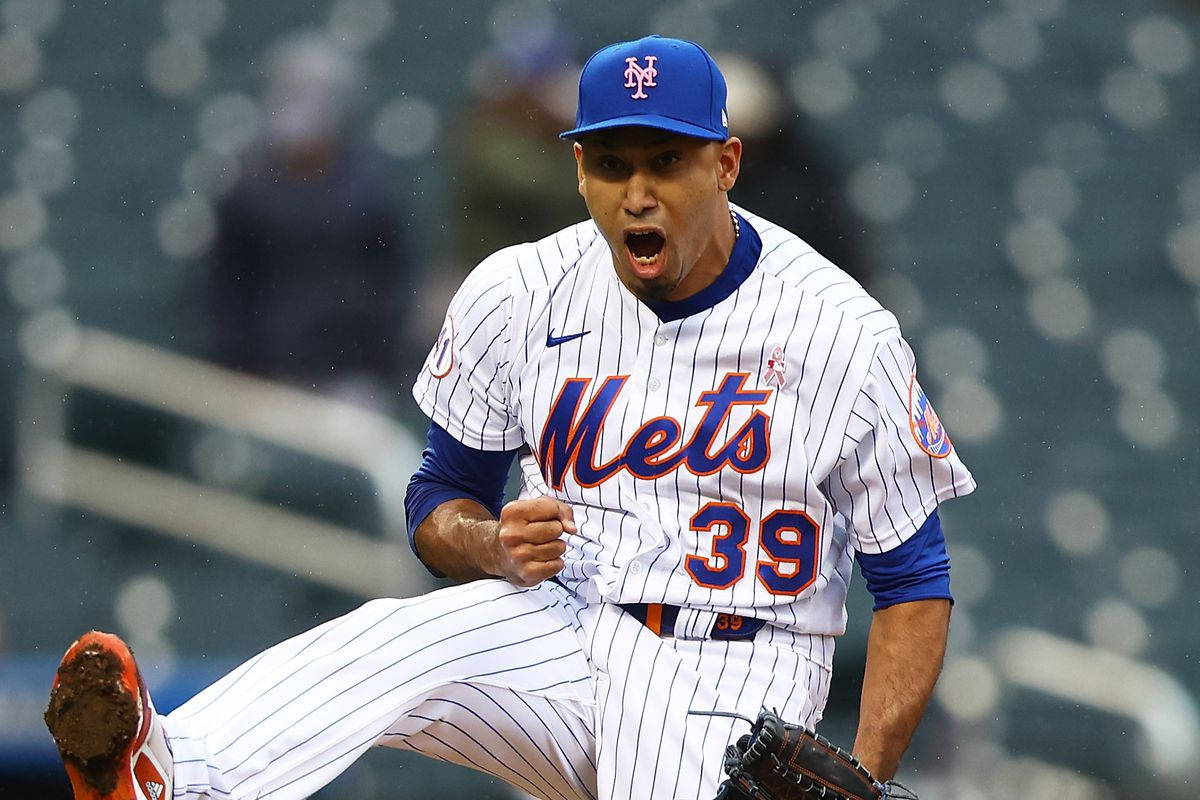 Shouting Edwin Diaz Wearing Blue Cap Background