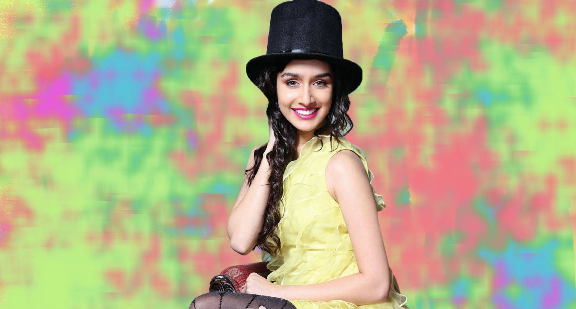Shraddha Kapoor In Magician's Hat Background