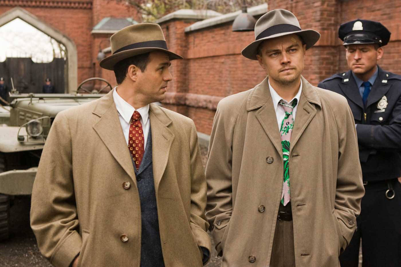 Shutter Island Leonardo Dicaprio Mark Ruffalo Police