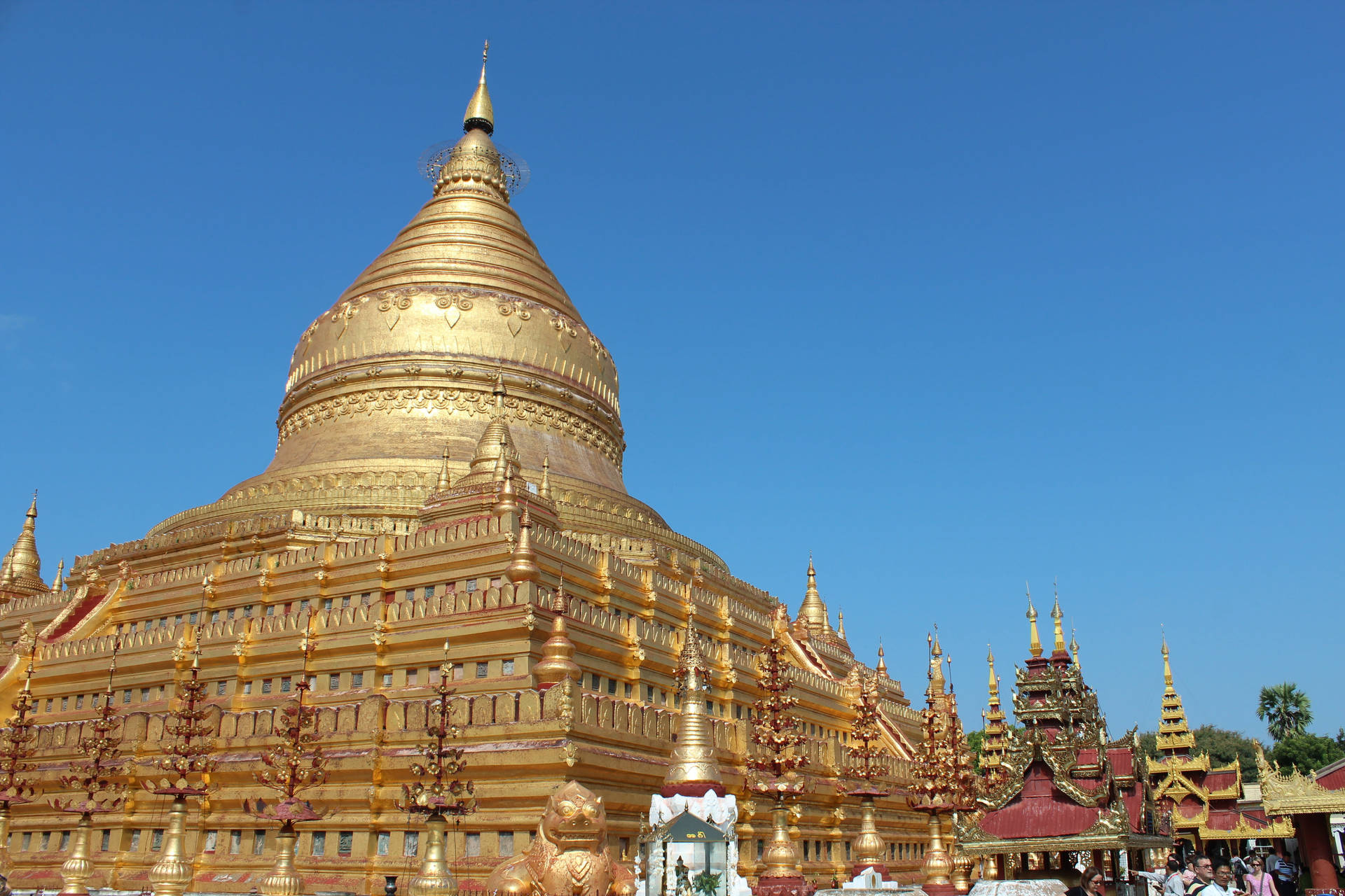 Shwezigon Pagoda Yangon Background
