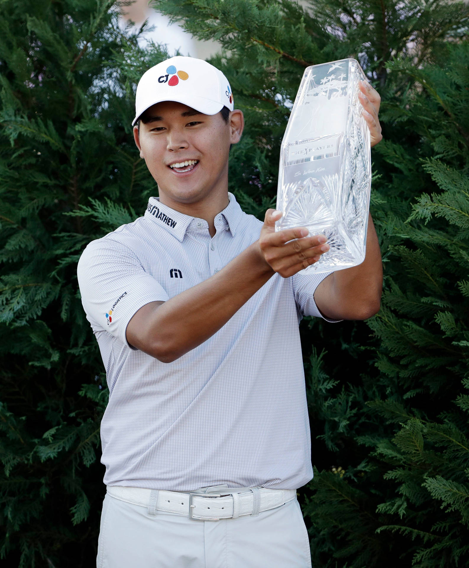 Si Woo Kim Players Championship Trophy Background