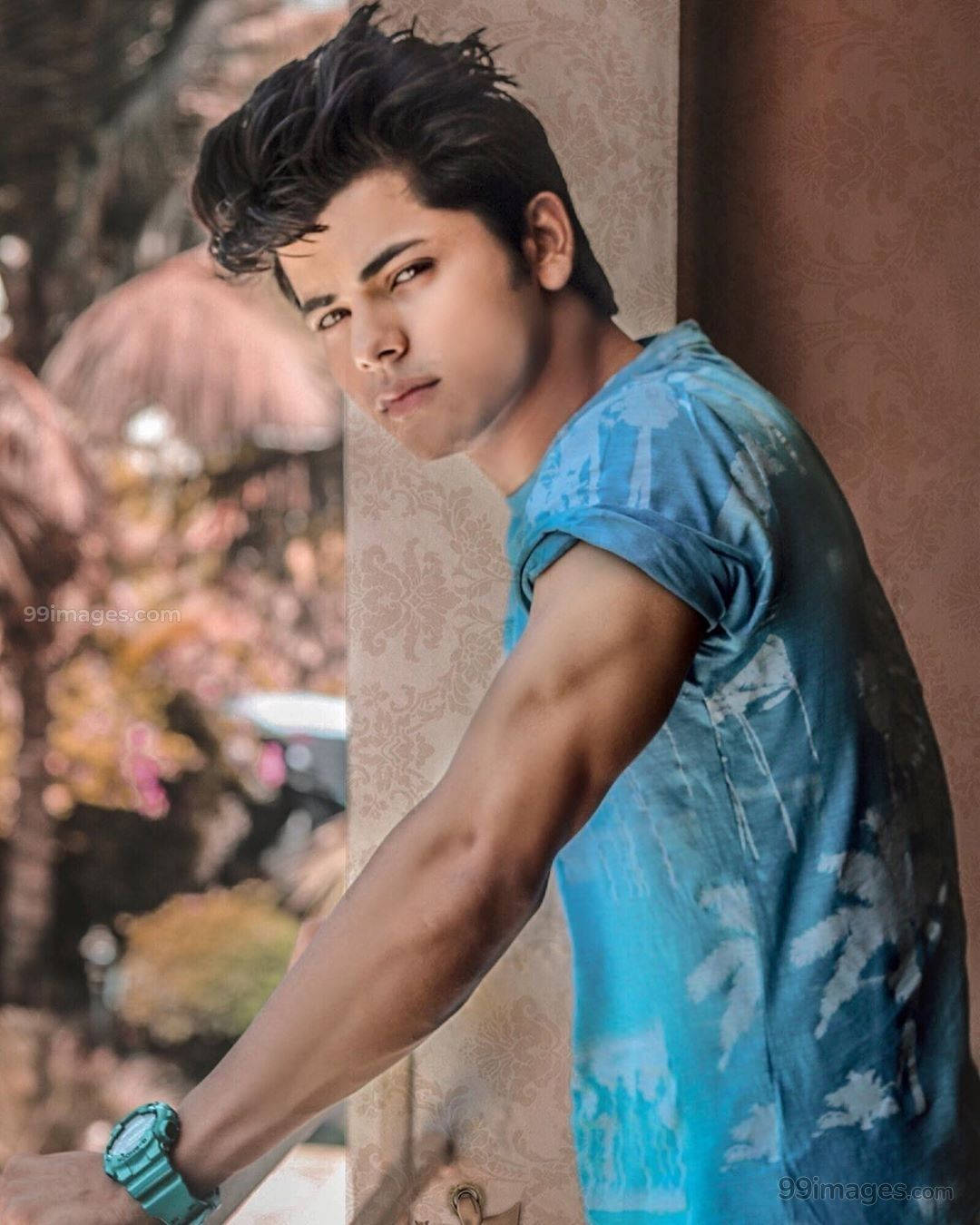 Siddharth Nigam Blue Shirt Background