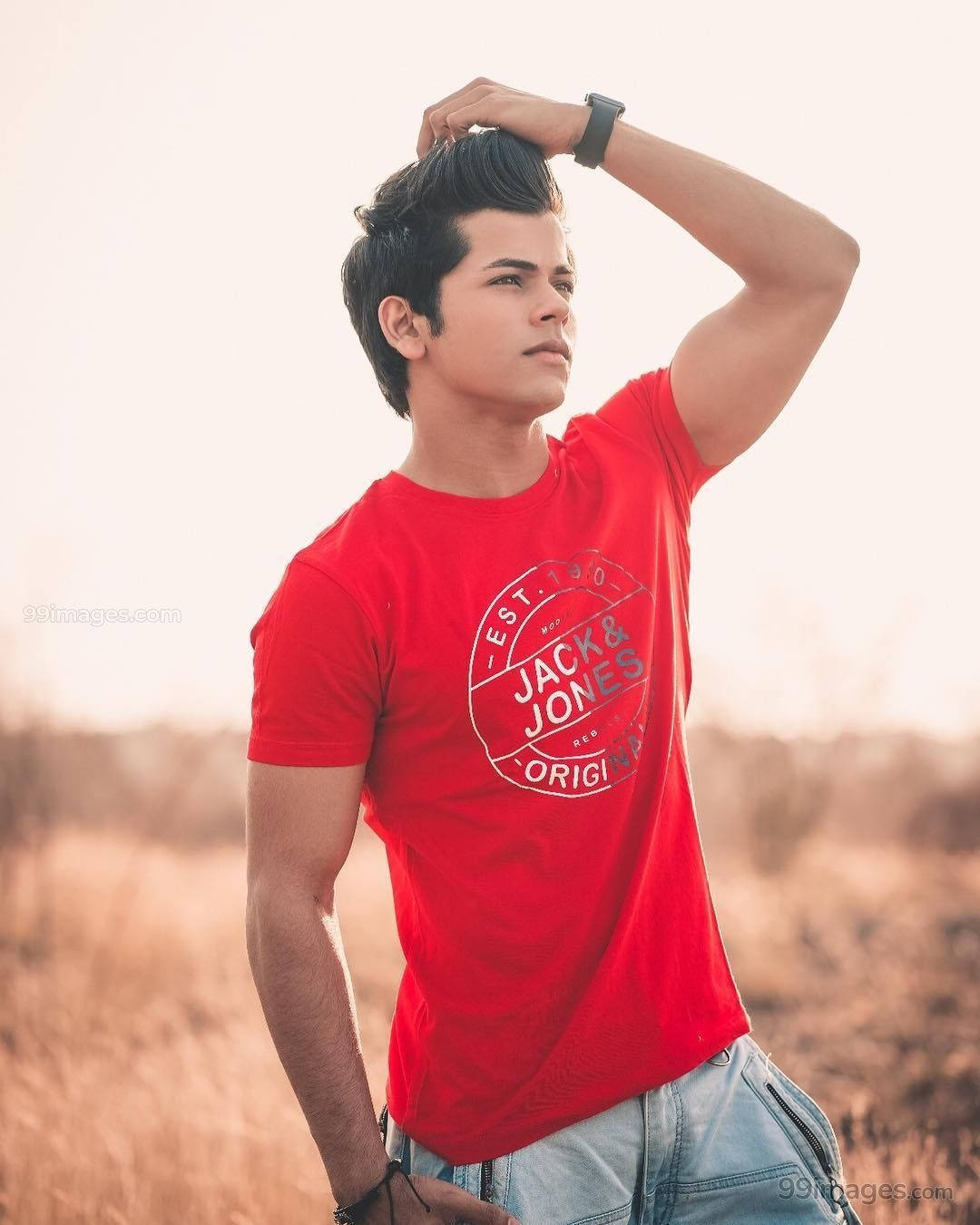 Siddharth Nigam Red T-shirt