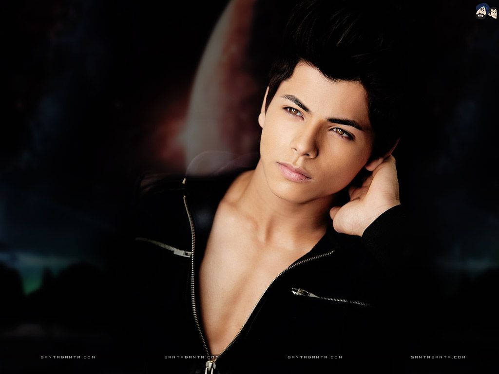 Siddharth Nigam Regal Black Background