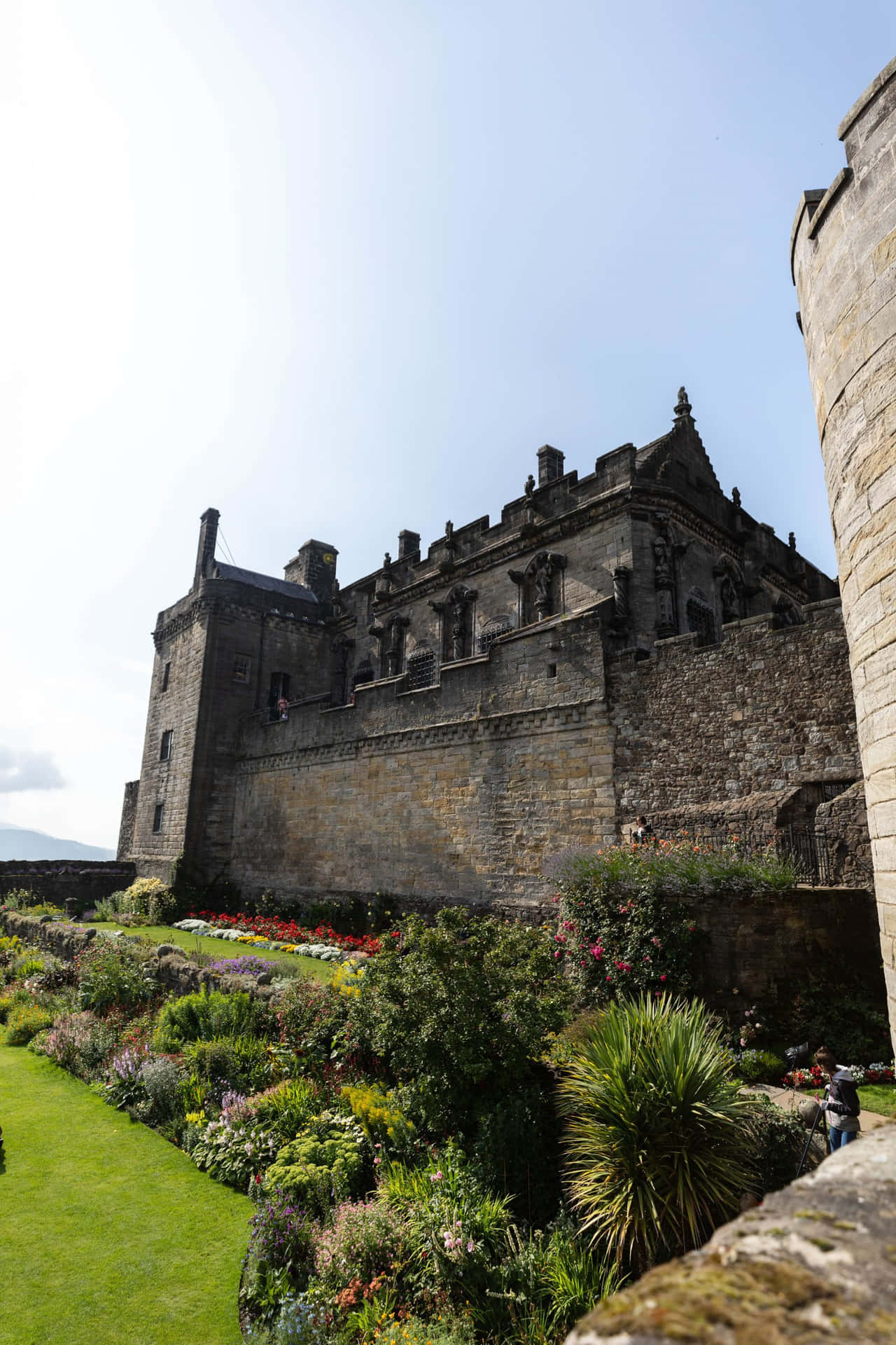 Side View Sterling Castle Background
