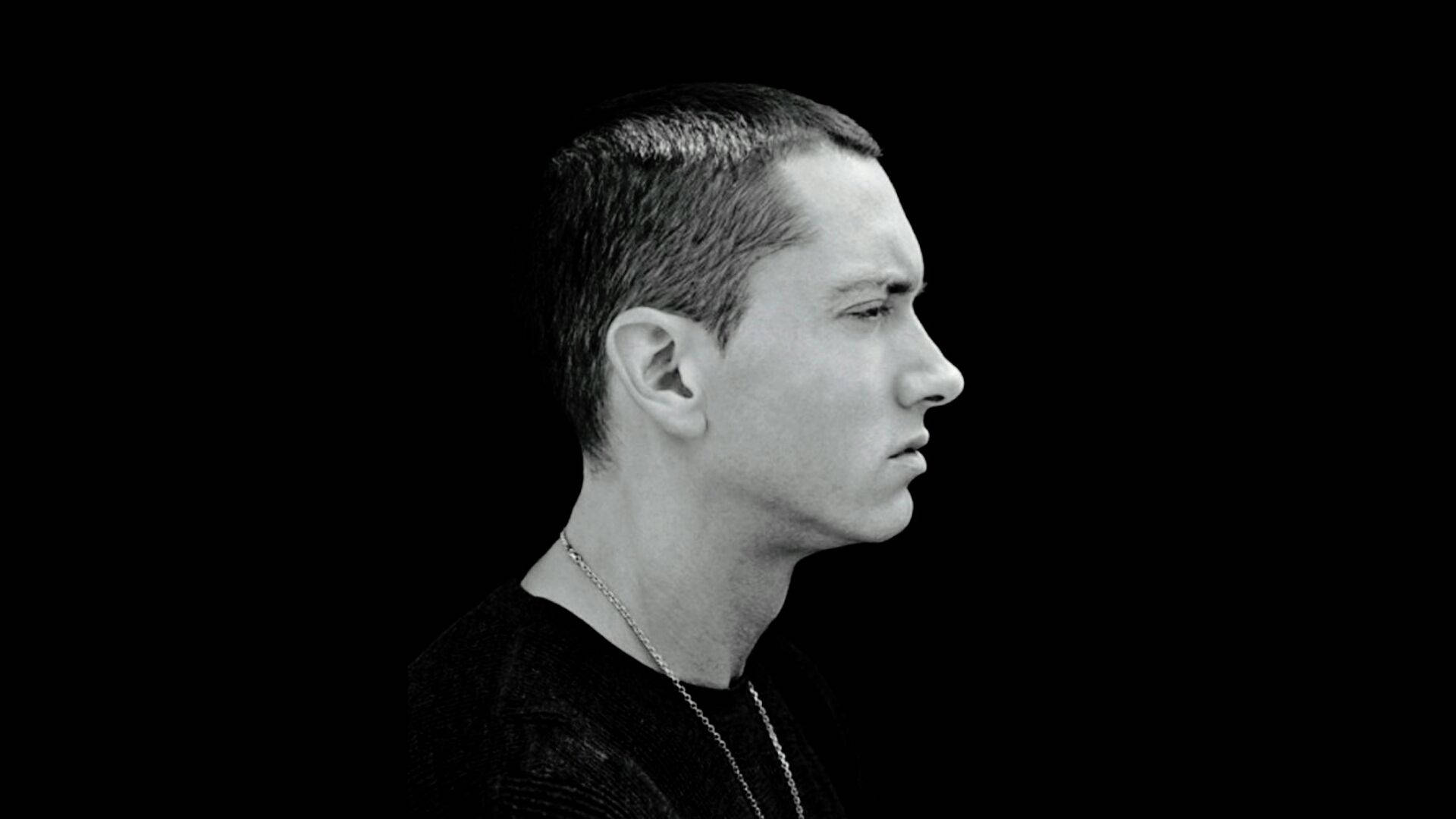 Sideview Portrait Of Eminem Background