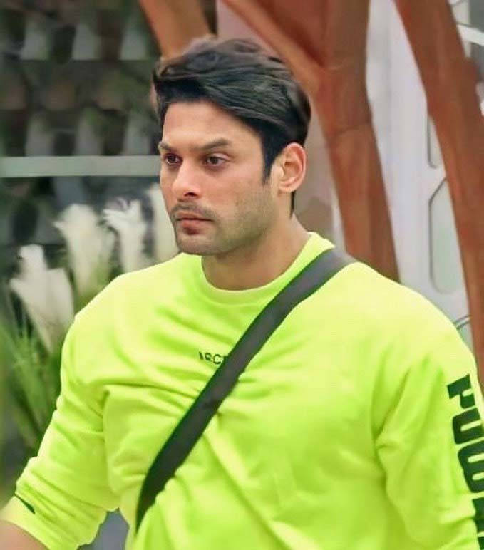 Sidharth Shukla In Neon Green Shirt