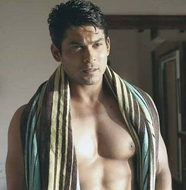 Sidharth Shukla With A Towel