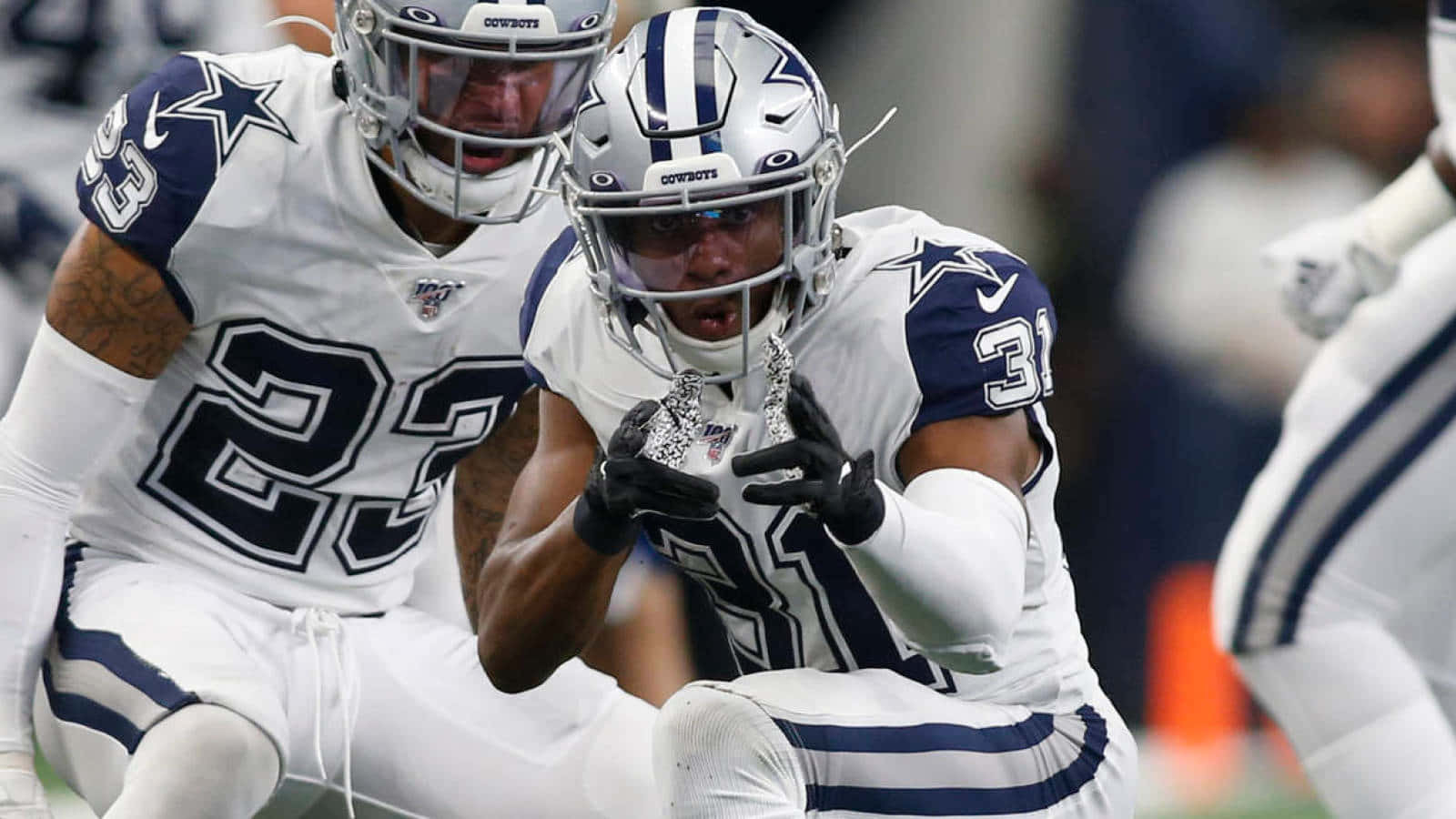 Signaling Byron Jones Background