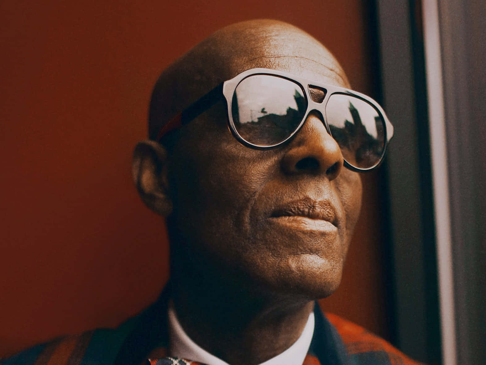 Signature Sunglasses Of Dapper Dan Background