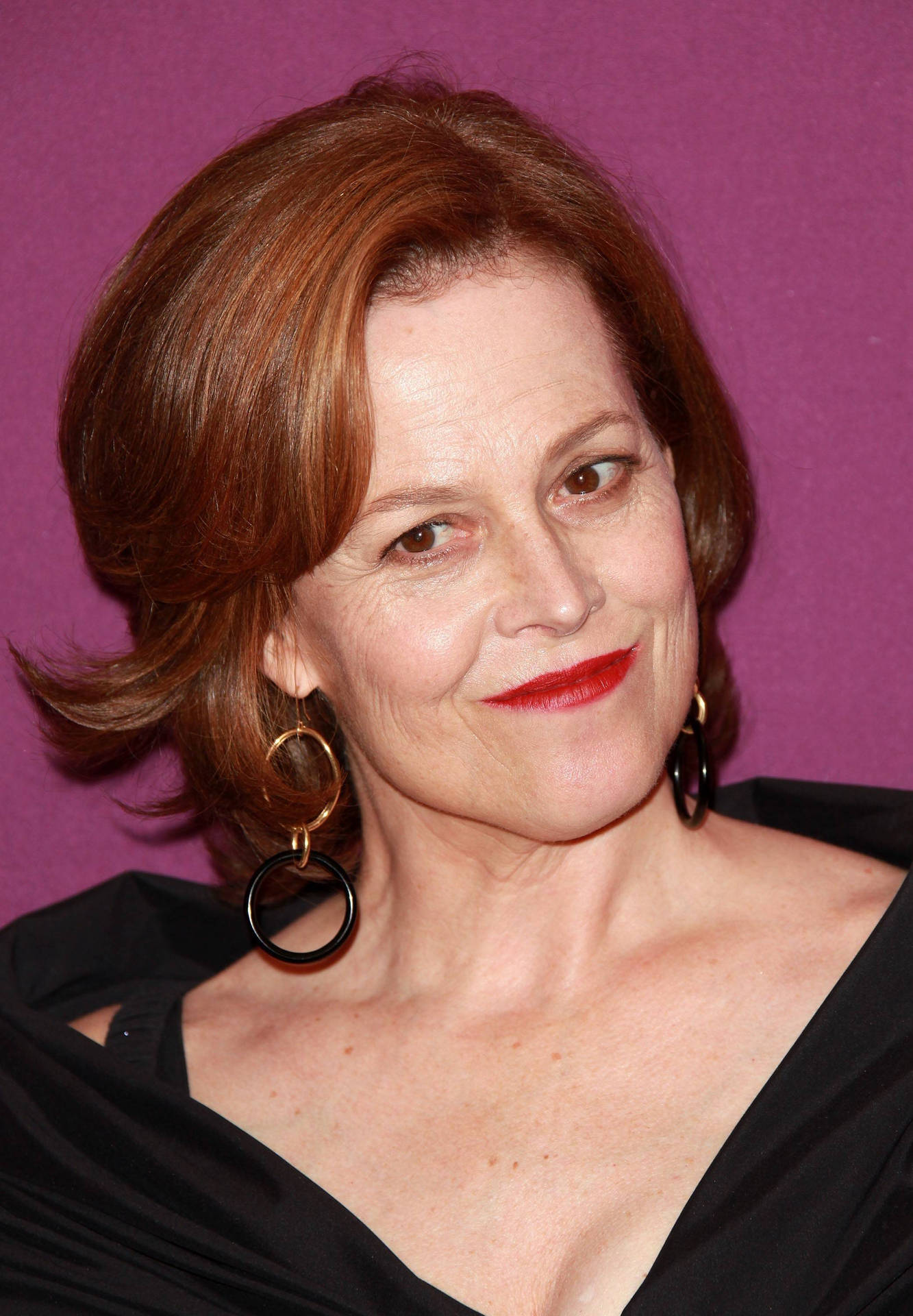 Sigourney Weaver Celebrity Star Background