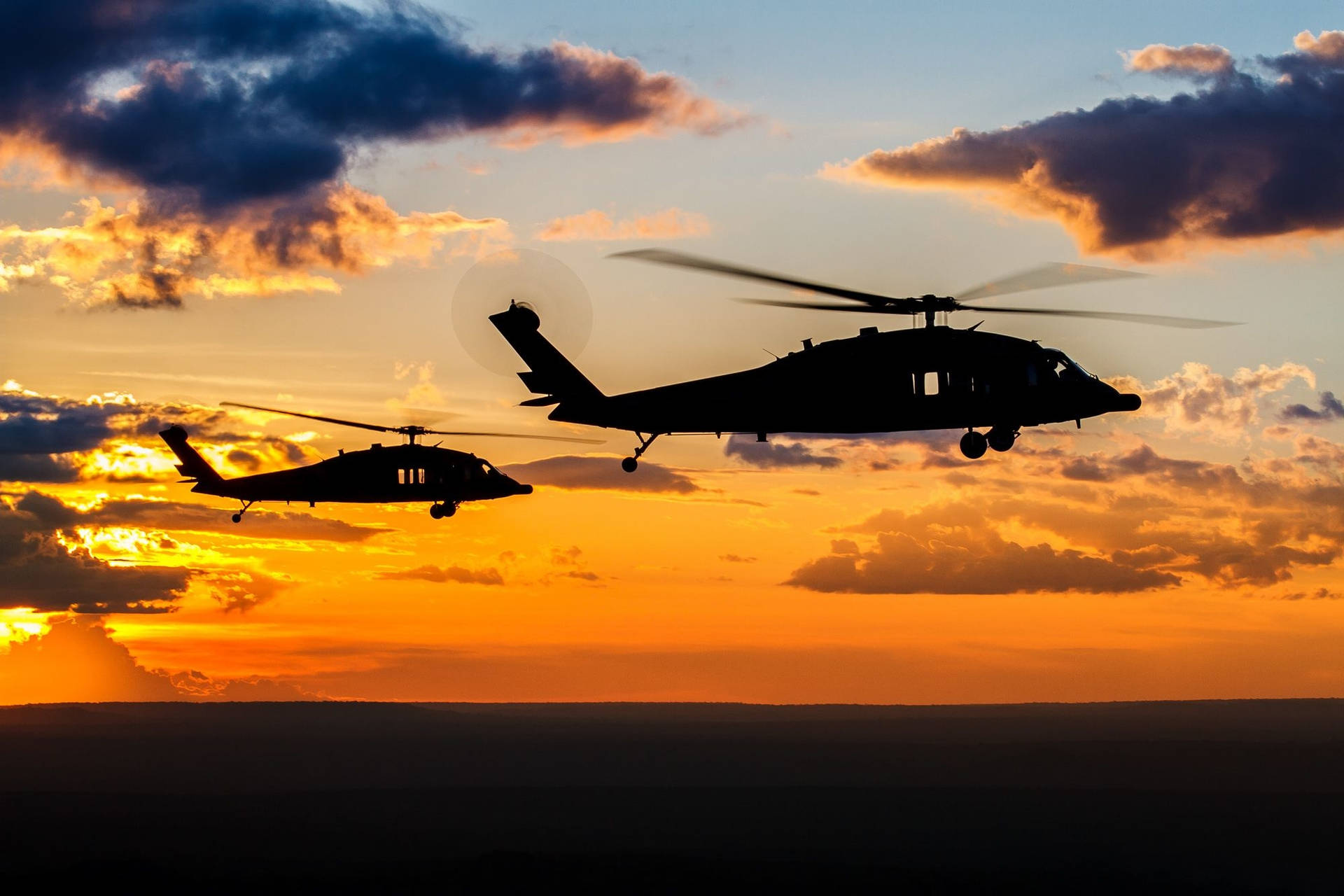 Sikorsky Uh 60 Black Hawk Helicopter Silhouette Background