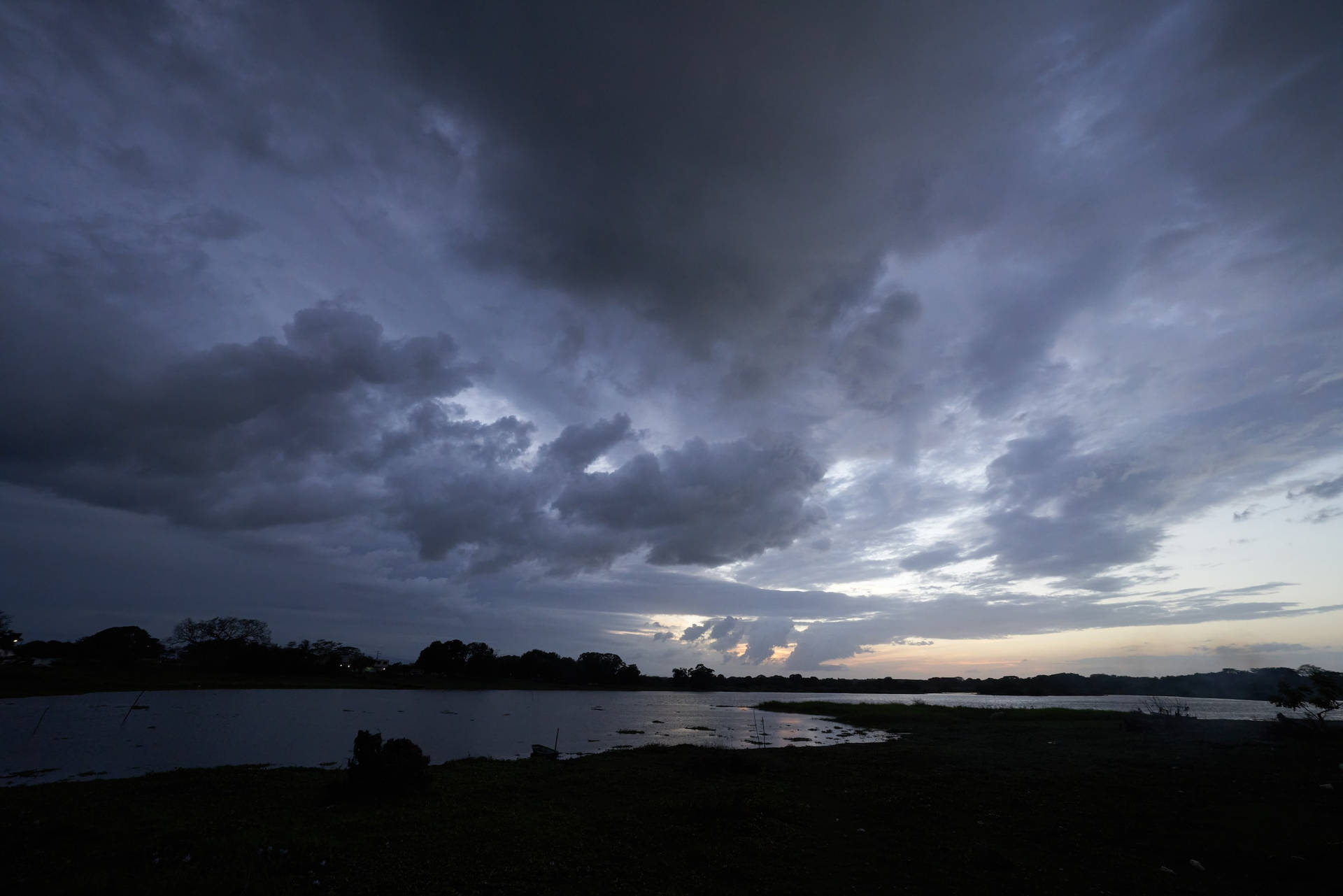 Silhouette Melodramatic Sunset Cloudy Sky