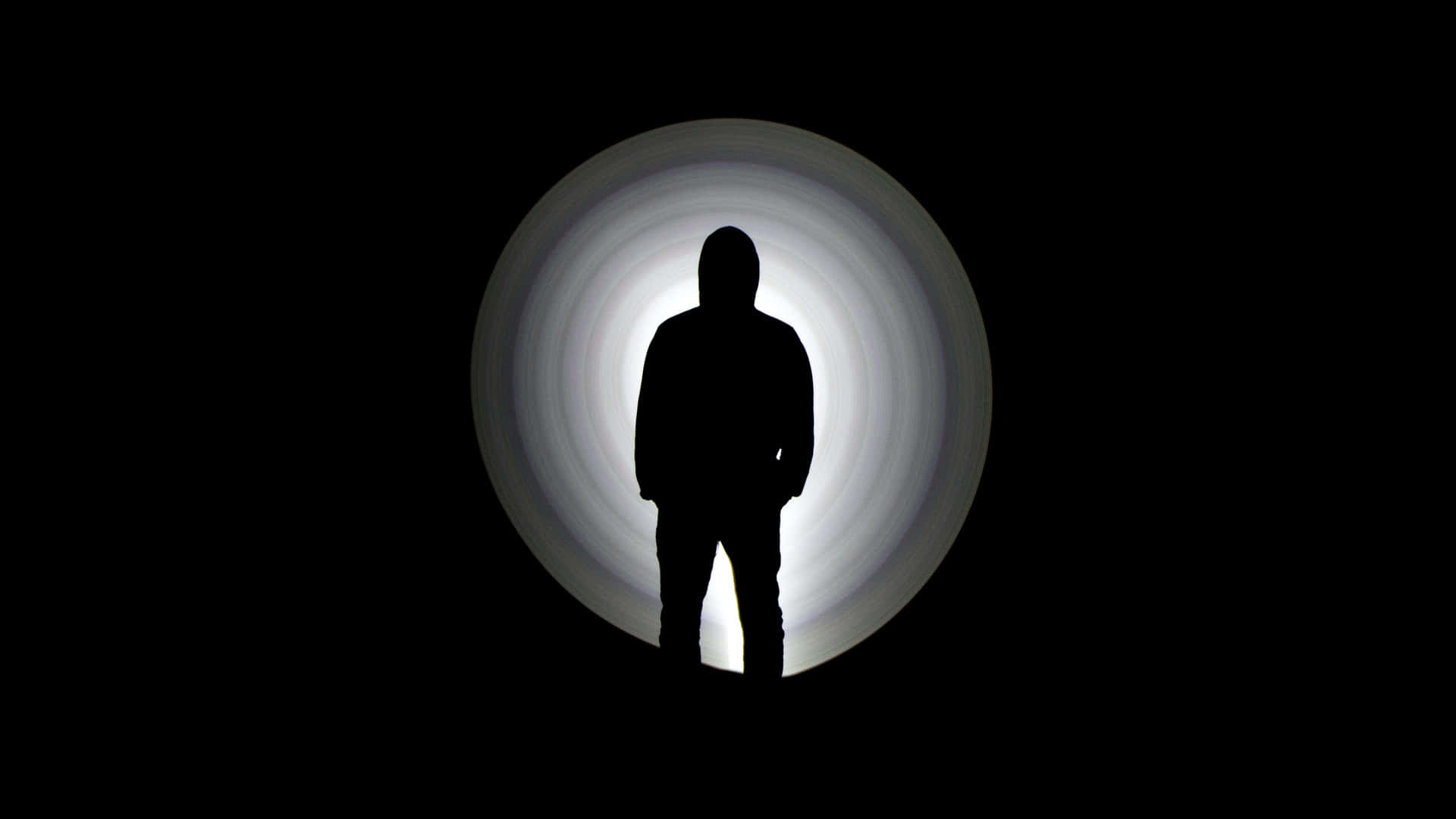Silhouettein Circleof Light4 K B W Background