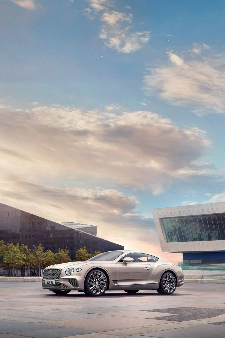 Silver 2021 Bentley Continental Gt Iphone Background