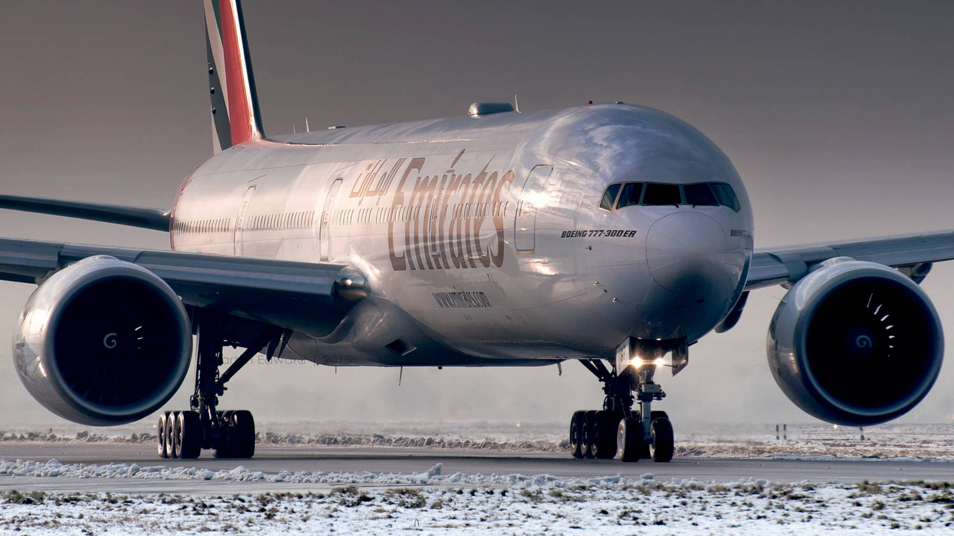 Silver Emirates Airplane 4k Background