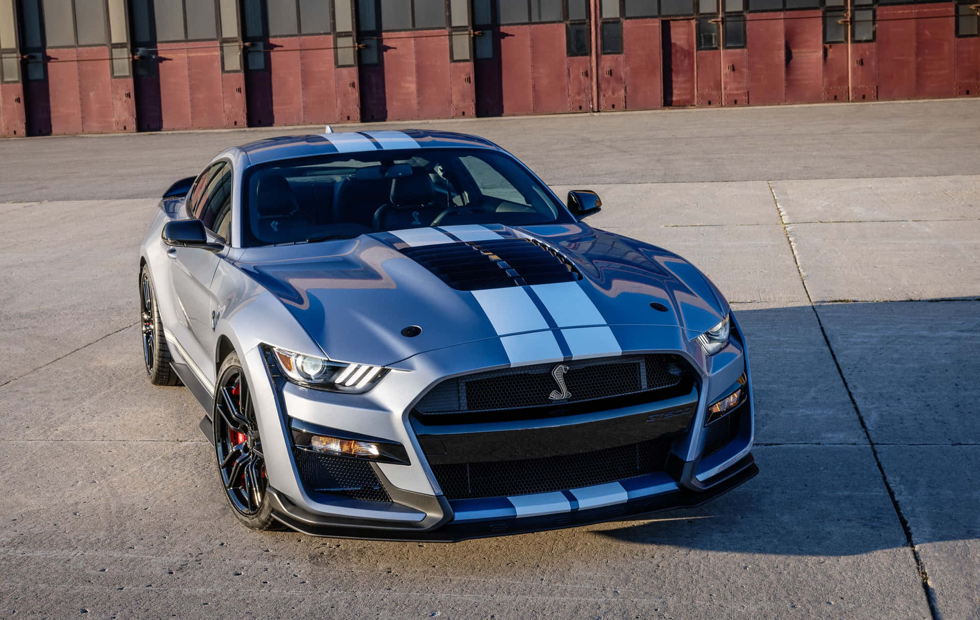 Silver Ford Mustang Shelby G T500 Exterior