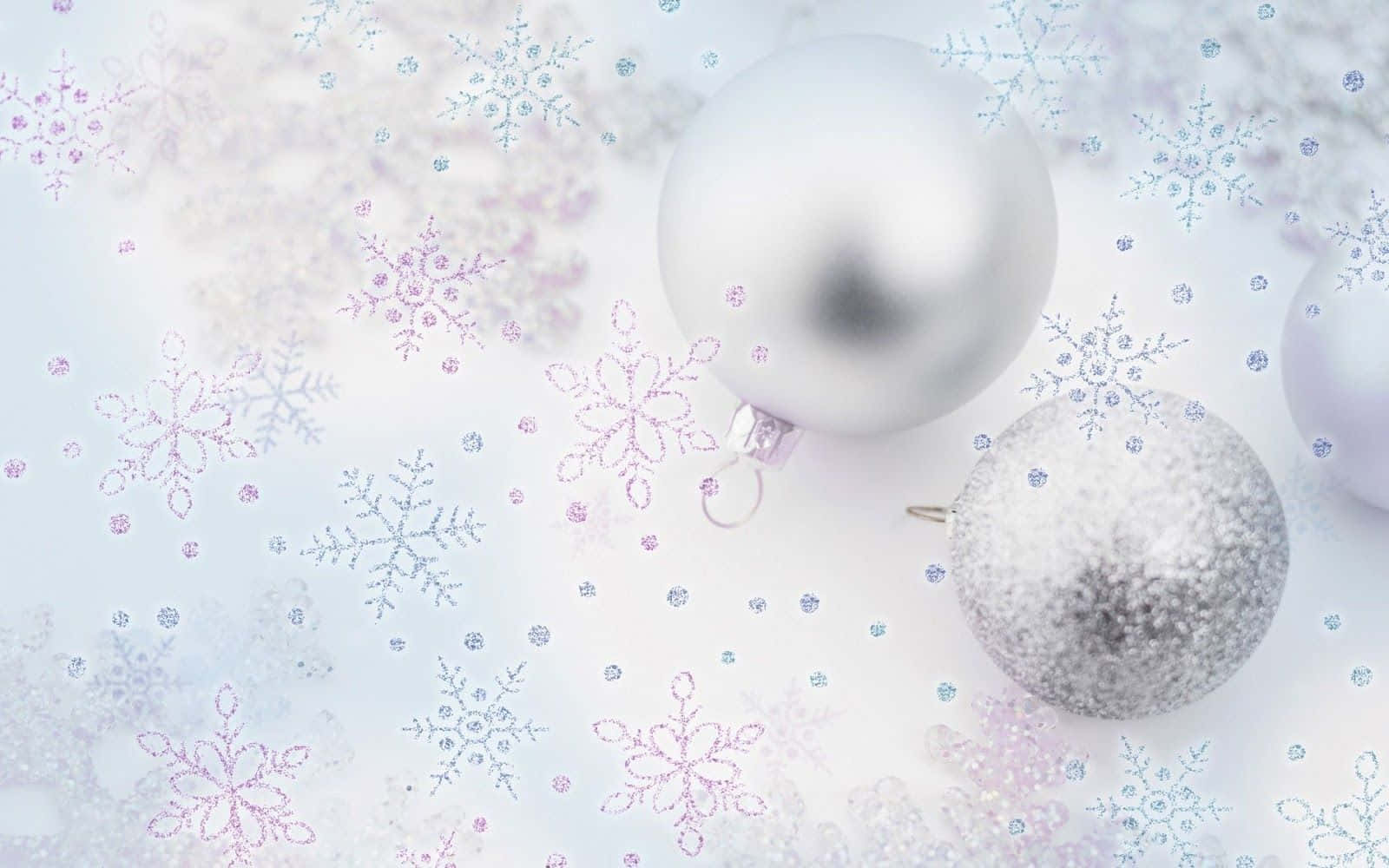 Silver White Christmas Balls Ornaments