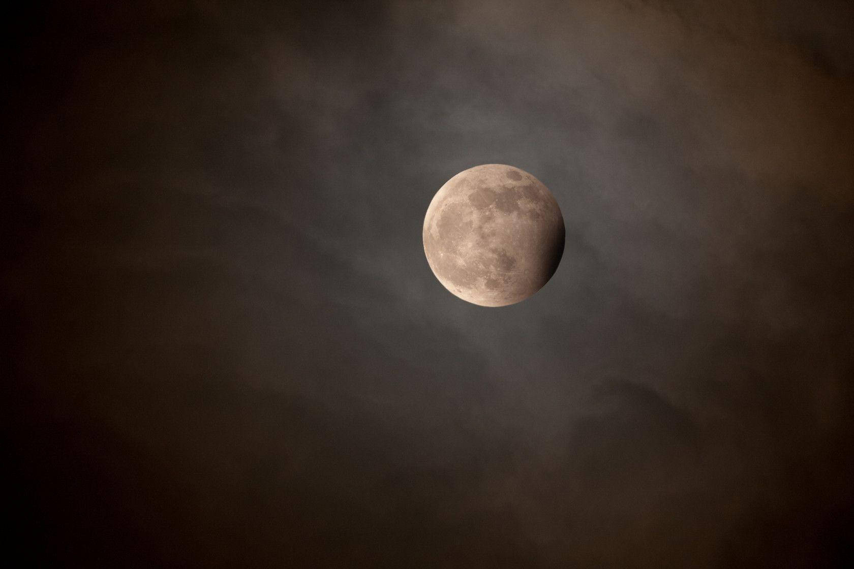 Simple Lunar Eclipse Background