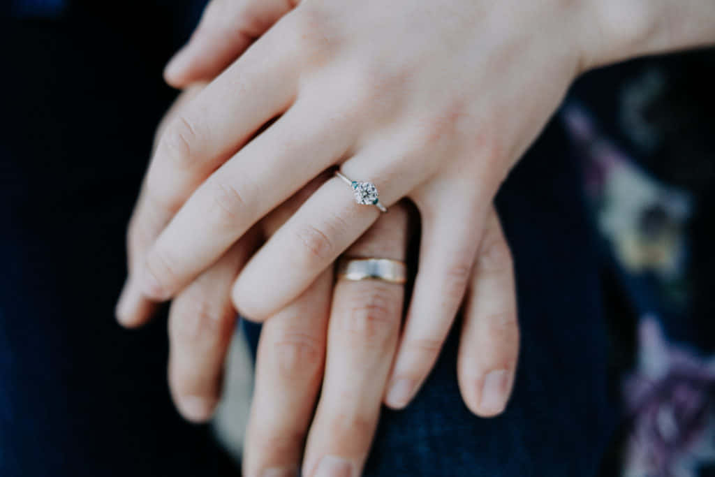 Simple Silver Band Engagement Rings Background