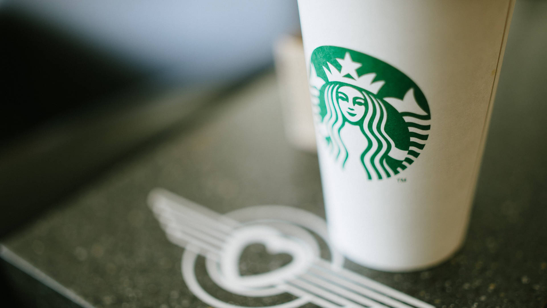 Simple Starbucks Coffee Cup Background