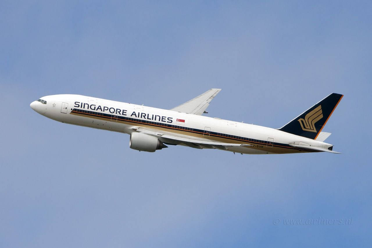 Singapore Airlines Airport Departed Background