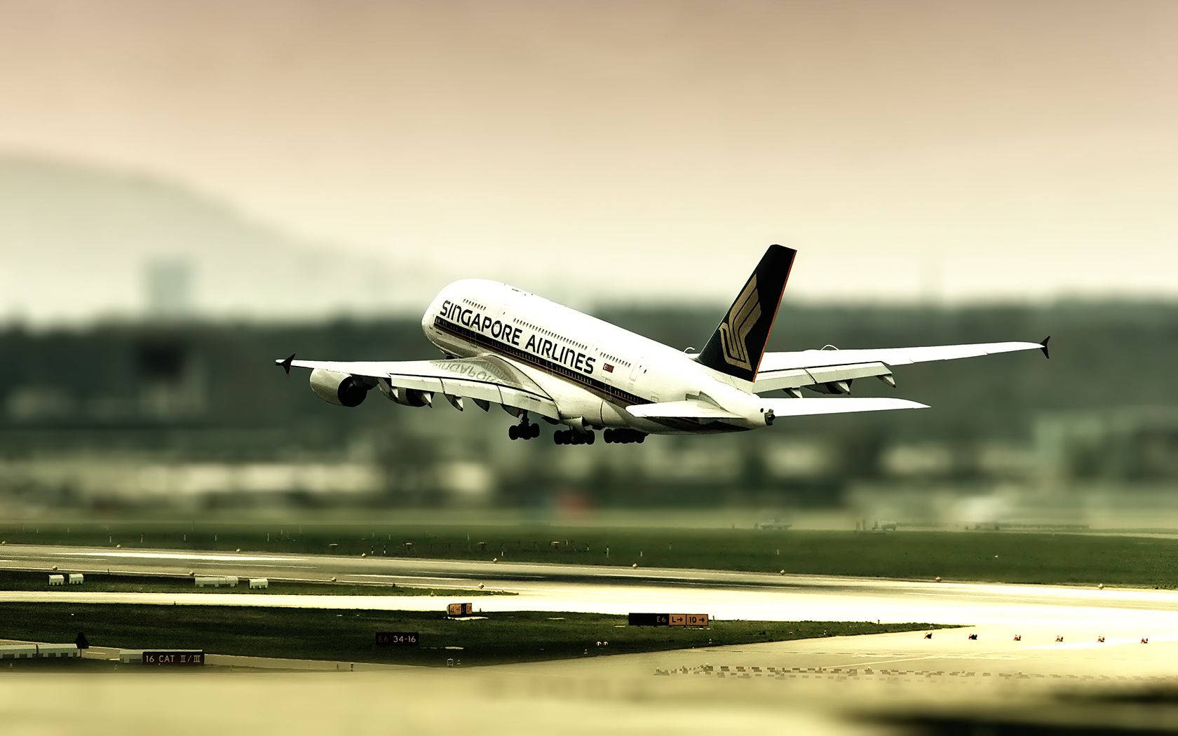 Singapore Airlines Blurred Focus