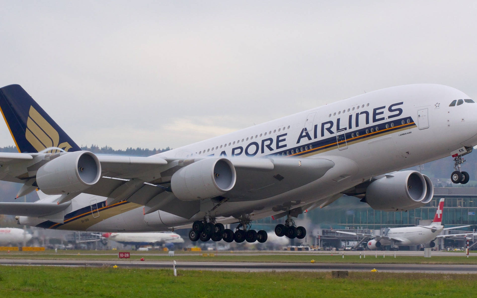 Singapore Airlines Departing Airport