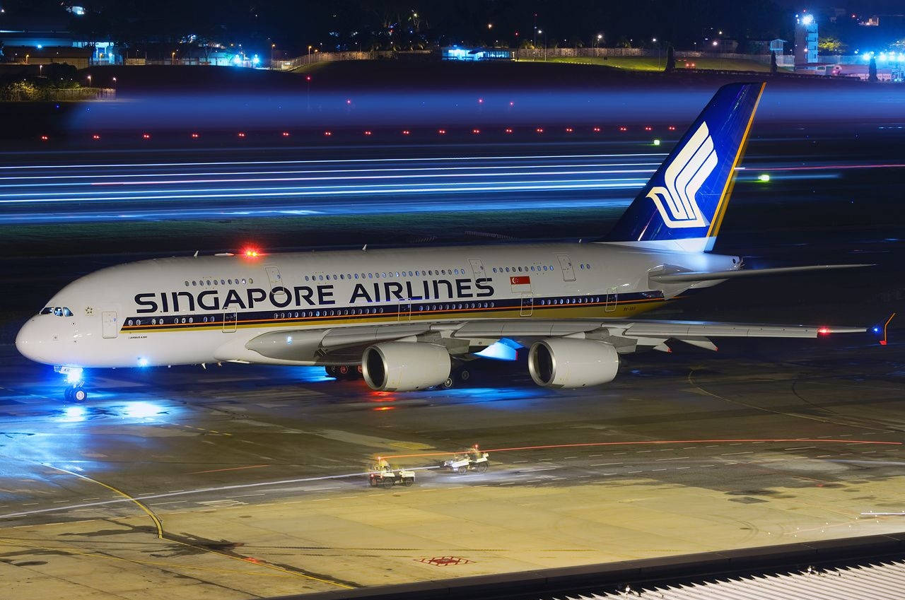 Singapore Airlines Runway Night