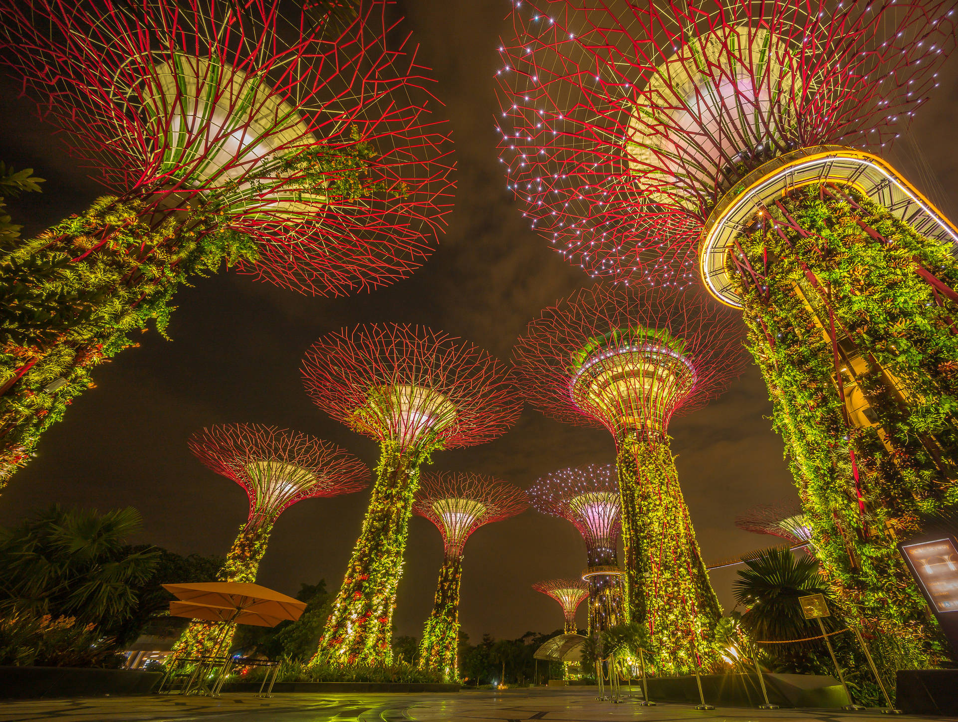 Singapore's Crown Jewel: The Stunning Marina Bay Sands Background