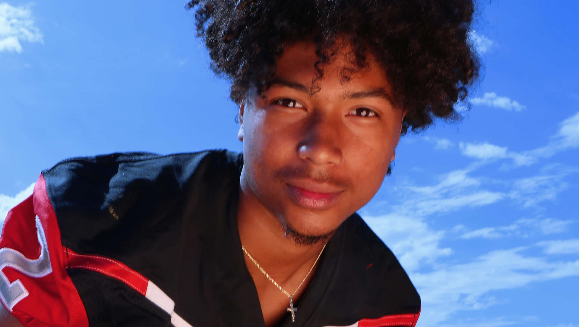 Singer-songwriter Luh Kel Creating Emotion Through Music. Background