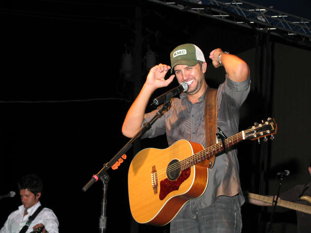 Singer/songwriter Luke Bryan Background