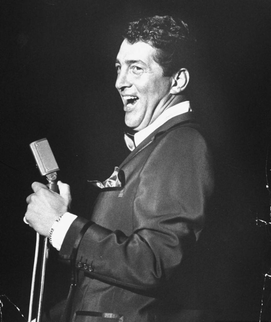 Singing American Singer Dean Martin Side View Shot Background