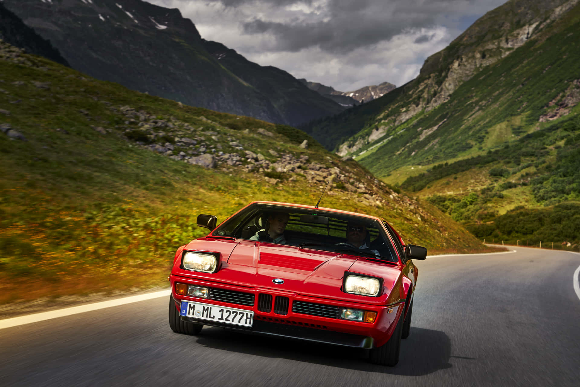 Singular Red Car [wallpaper] Background