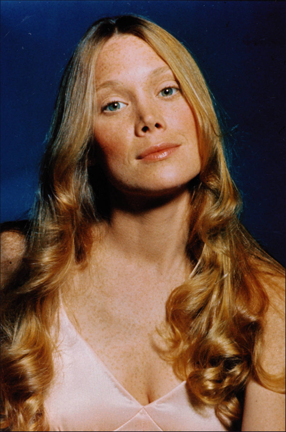 Sissy Spacek Movie Character Carrie White Background